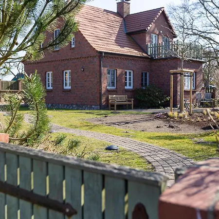 Kaept'ns Hus Holiday home Ahrenshoop